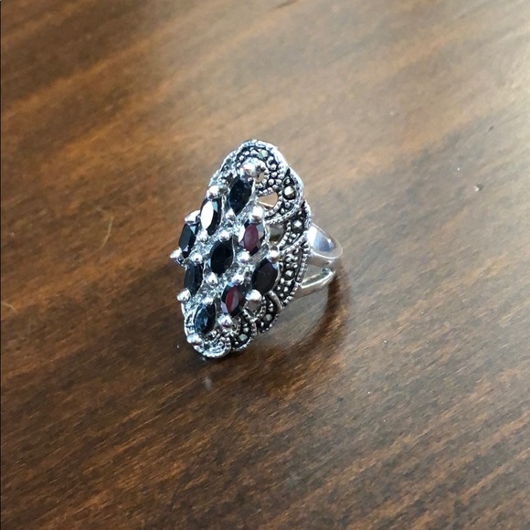Decorative ring - Picture 2 of 4